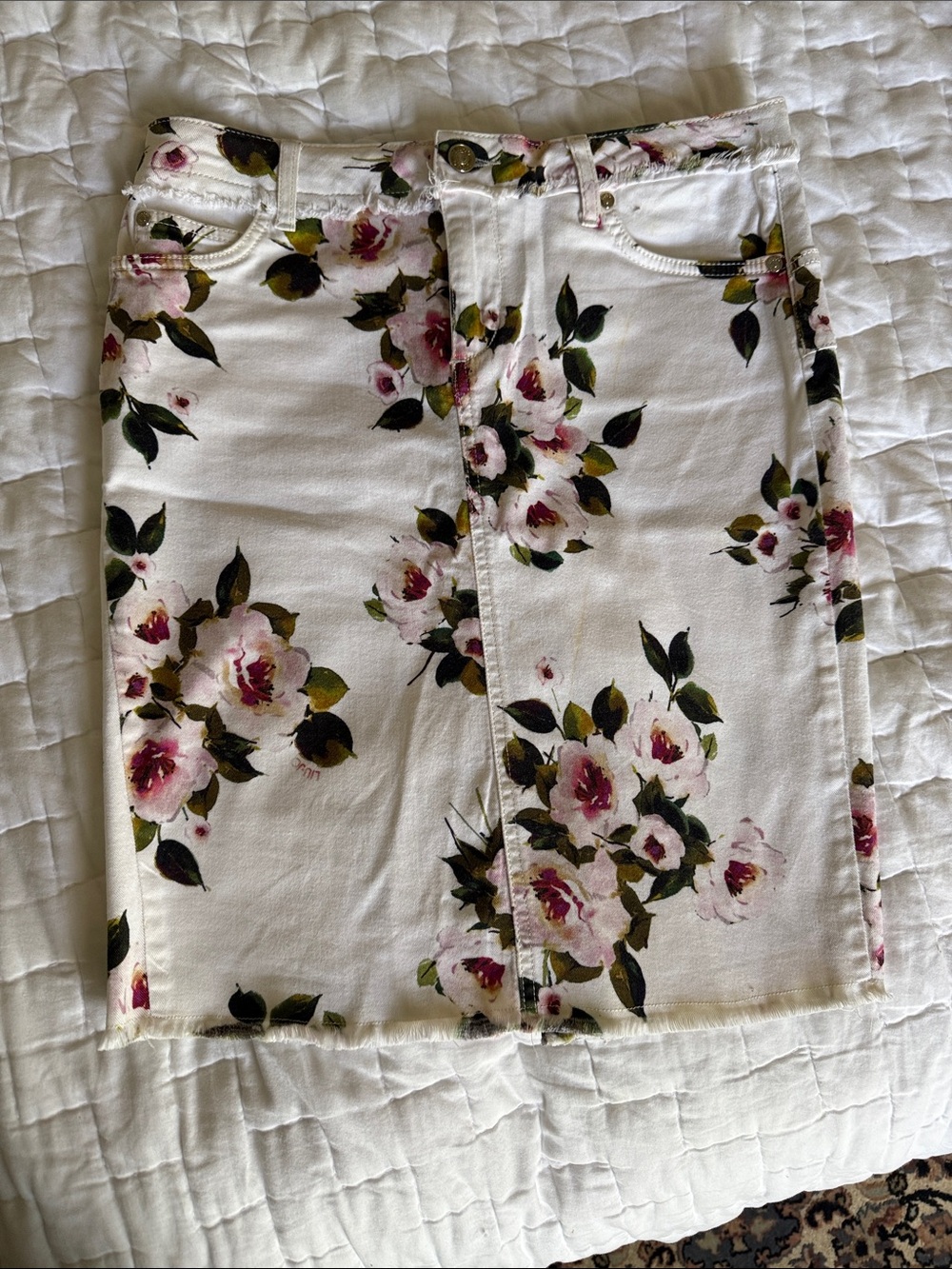 Liu Jo White Floral Mini Skirt with Pink Rose Motif